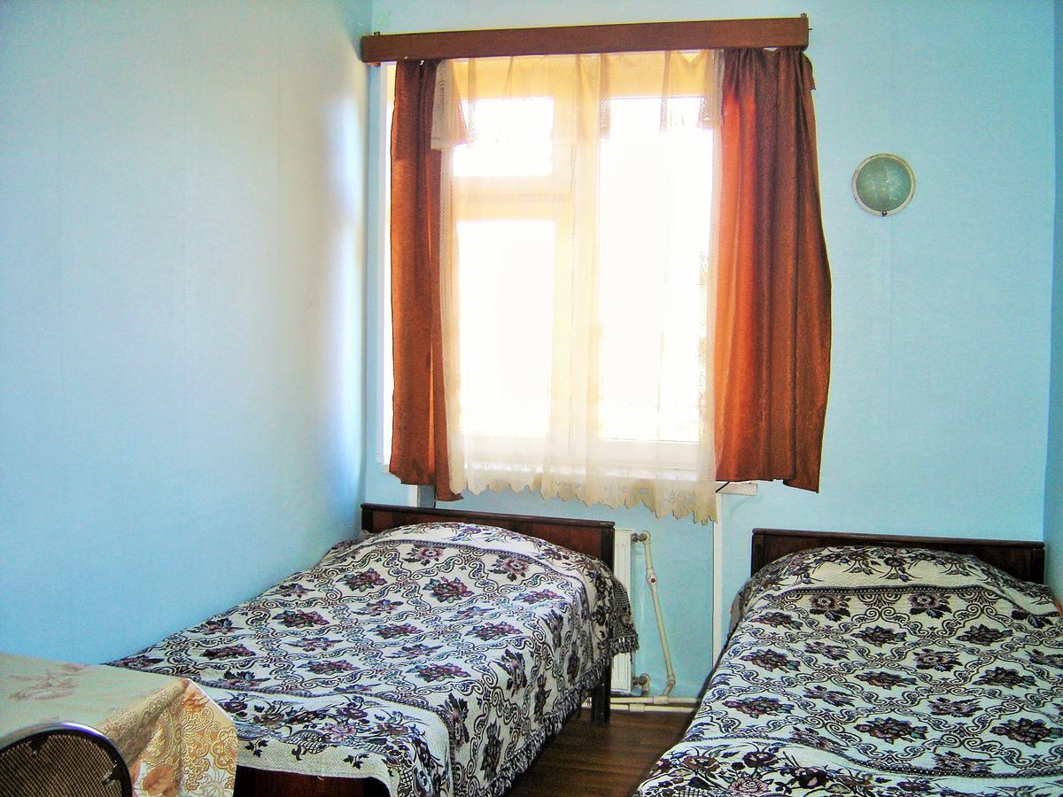 Hotel Lilo Near Airport Tbilisi Exterior photo